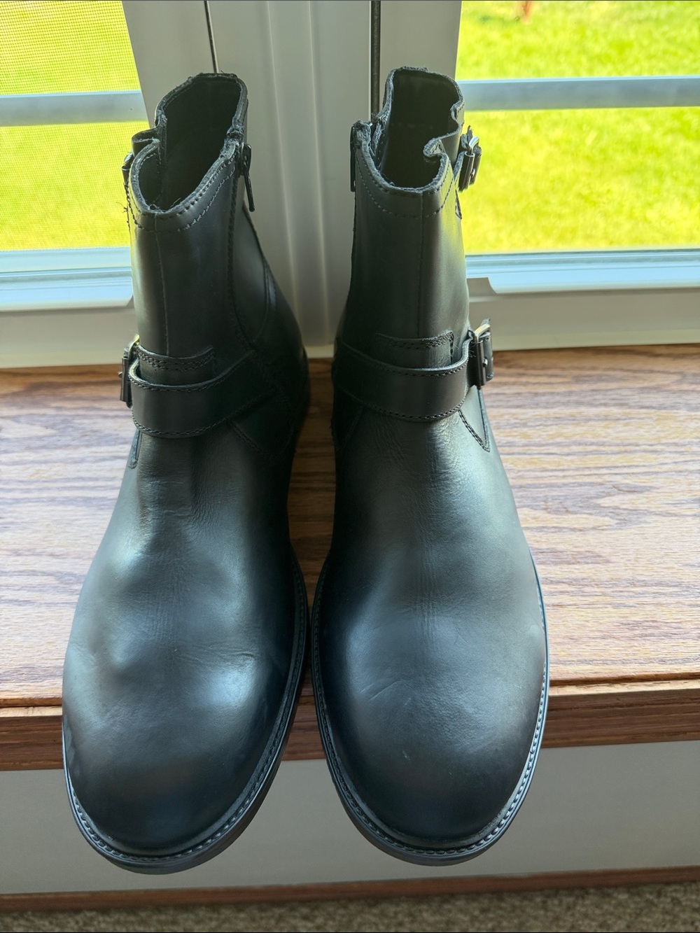 Steve Madden Black Leather Buckle Ankle Boots
